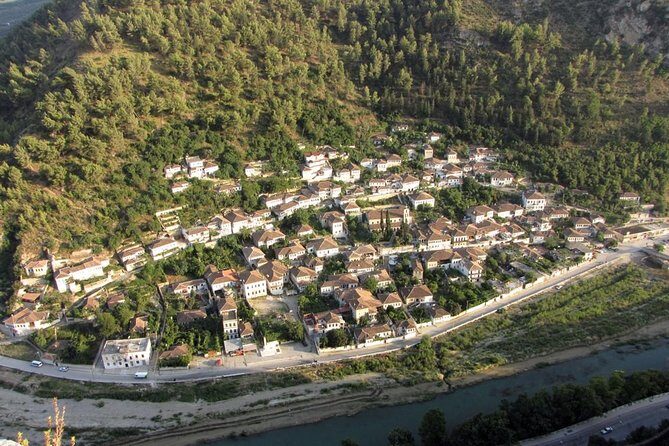 Berat Walking Tour - Starting at Ura e Goricës: the route and rhythm