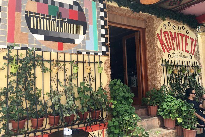 Best of Local Food & City Tour of Tirana - Food & Drinks Included - Deshmoret e Kombit and Pallati i Kongreseve: Monuments You Can Read