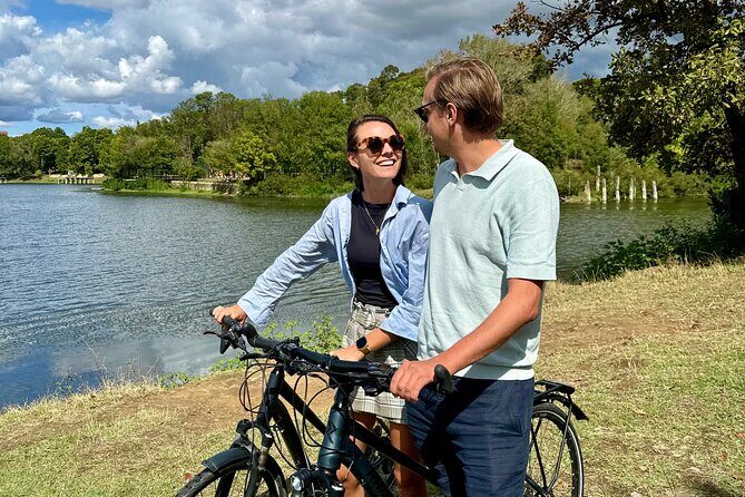 Bike or E-Bike Tour Tirana: Highlights & Grand Park Guided Cycle - Grand Park: the best pedal-to-rest payoff