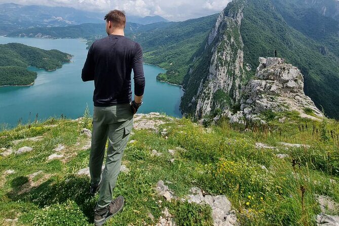 Hiking to Gamti, Bovilla Lake and Kruja Day Trip from Tirana - Krujë Castle: history lessons paired with room to wander