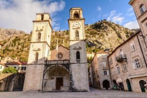 Private Day Tour of Montenegro , Budva and Kotor from Tirana - The 7:00 am start and border reality (a.k.a. where the time goes)