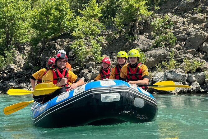 Sarande: Permet 4x4 Tour, Rafting and Thermal baths - A 4x4 day in Saranda that starts on the wild Vjosa River