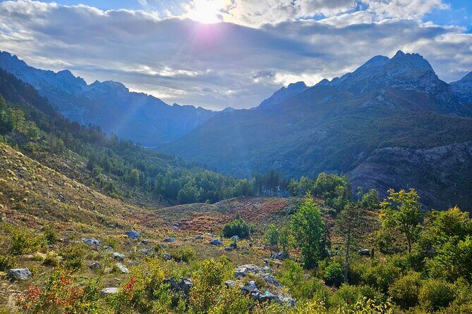 Self-Guided Hiking Tour: Theth, Valbona & Koman Lake in 3 Days - Day 2: Valbona Pass to Valbona Valley, with 1,050 m of effort
