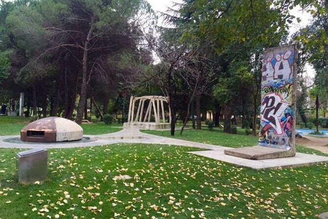 Tour a Piedi di Tirana - First afternoon magic: getting oriented fast in Tirana