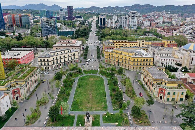 Walking Tour Historic Jewels in Tirana - Orthodox Autocephalous Church of Albania: big scale, redecorated